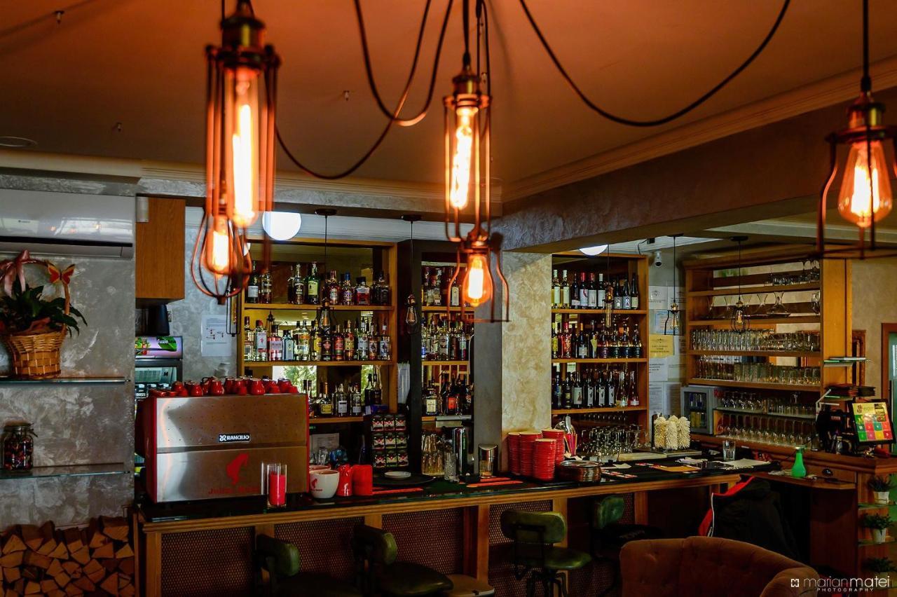 Roser House Boutique - Pe Malul Lacului Colibiţa
